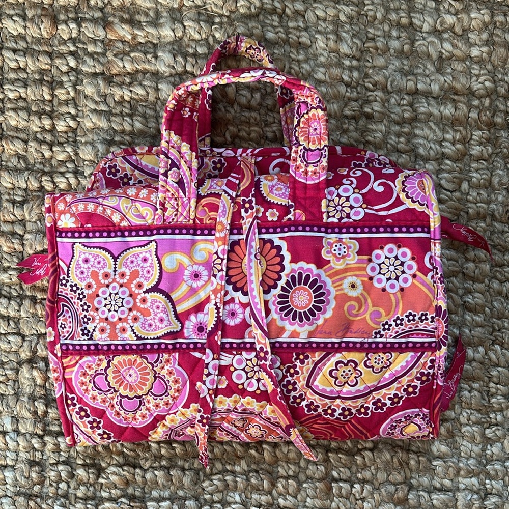 Vera Bradley Raspberry Paisley Travel Organizer accessory hanging zipper bag